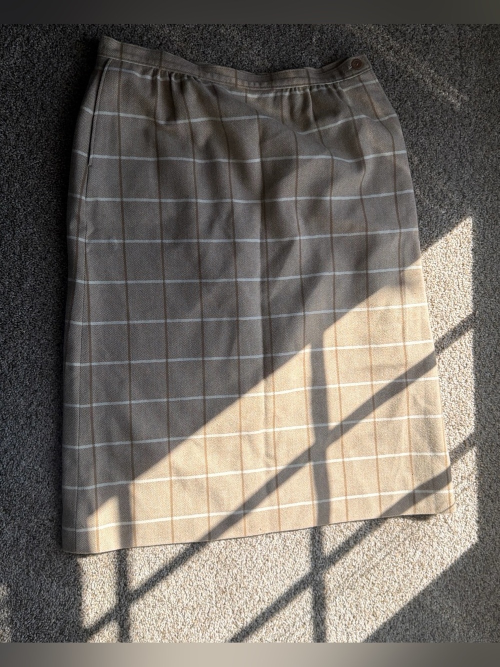 Pendleton Neutral Plaid Pencil Skirt in Taupe and Cream